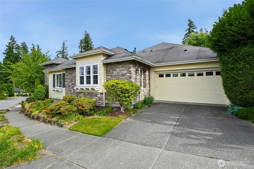 23263 Ne 126th St, Redmond, WA, 98053-5635 | Card Image