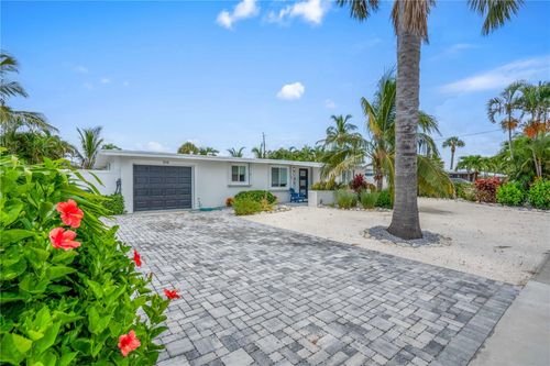 306 66th St, HOLMES BEACH, FL, 34217-1310 | Card Image