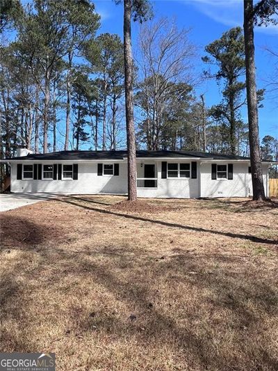 3269 Harris Road Sw, House other with 3 bedrooms, 2 bathrooms and 2 parking in Marietta GA | Image 2