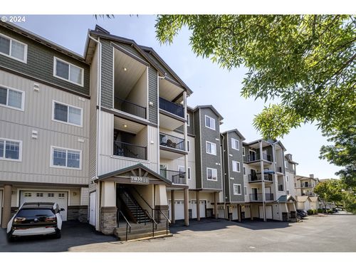 403-11830 Nw Holly Springs Ln, Portland, OR, 97229-6663 | Card Image