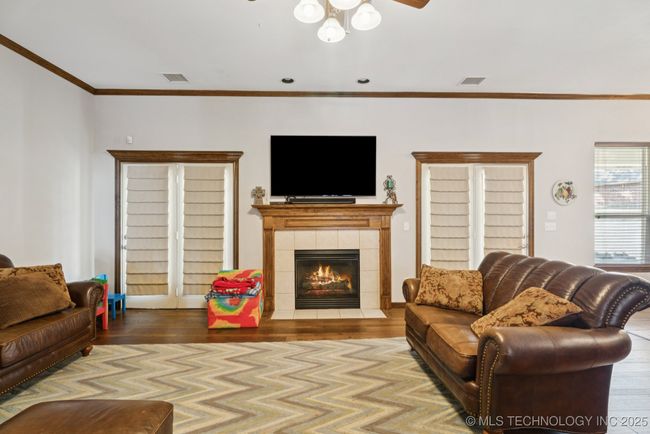 316 E 44 Th St, House other with 4 bedrooms, 5 bathrooms and null parking in Sand Springs OK | Image 12