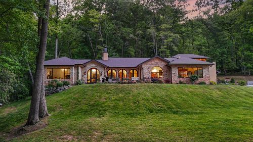 0-957 & 959 Dave Whitaker Rd, Horse Shoe, NC, 28742-5703 | Card Image