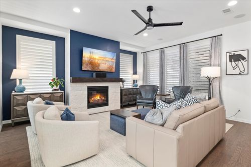 1561 William Way, Farmers Branch, TX, 75234-1334 | Card Image