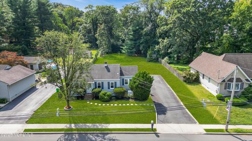 106 Van Brackle Rd, Aberdeen, NJ, 07747-1804 | Card Image