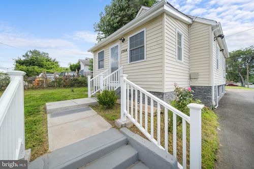 17914 Dr David Cline Ln, DUMFRIES, VA, 22026-2488 | Card Image