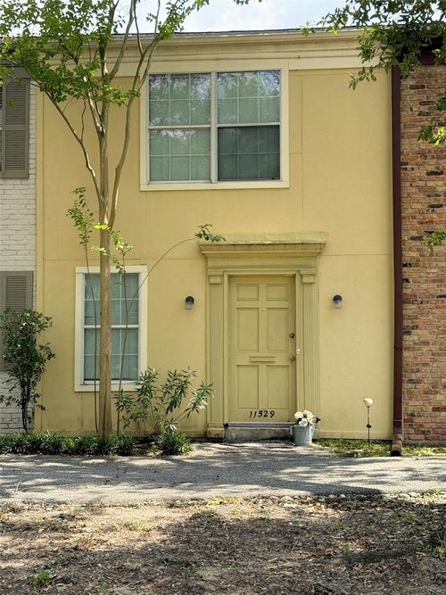 11529 Chimney Rock Rd, Houston, TX, 77035-2905 | Card Image
