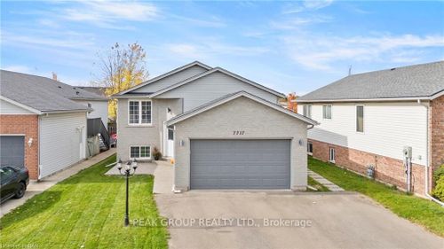 7717 Ascot Cir, Niagara Falls, ON, L2H3H2 | Card Image