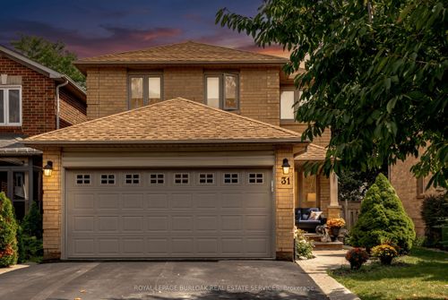 31 Grindstone Way, Dundas, ON, L9H7B7 | Card Image