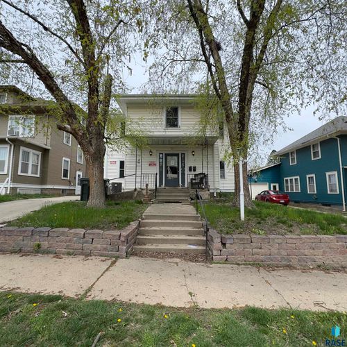 826 2nd St Street, Sioux Falls, SD, 57104 | Card Image