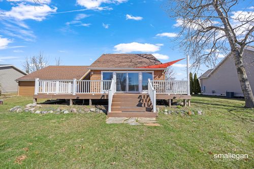 17069 Blackfoot Trl, Howard City, MI, 49329-9595 | Card Image