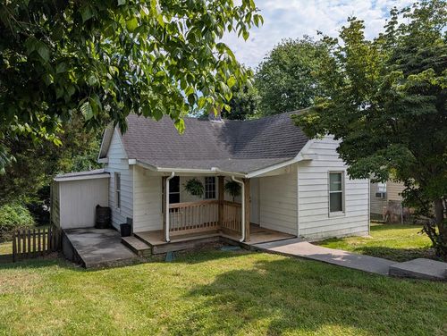 247 W Banner St, Lebanon, VA, 24266 | Card Image