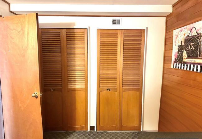 Room details with wooden walls | Image 30