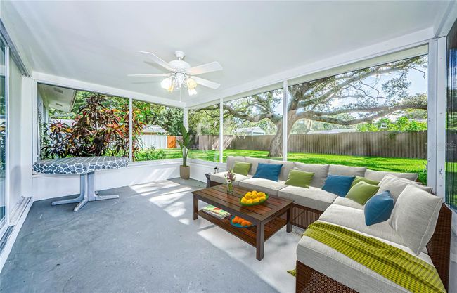 Virtually staged Florida Room | Image 28