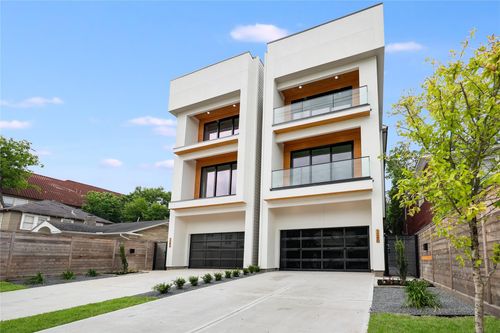 1242 Peden St, Houston, TX, 77006-1131 | Card Image