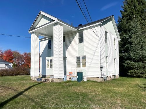 1751 Fauteux St, Hawkesbury, ON, K6A2R2 | Card Image