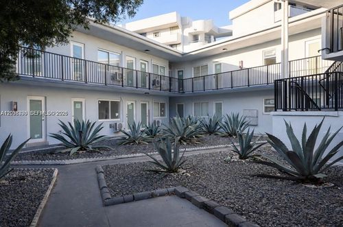4-7271 Gary Avenue, Miami Beach, FL, 33141 | Card Image