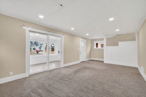 1708 1st Ave, Perry, IA, 50220-1317 | Card Image