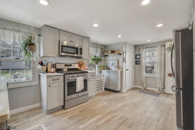 321 Boyden Ave, House other with 2 bedrooms, 1 bathrooms and null parking in Maplewood NJ | Image 6