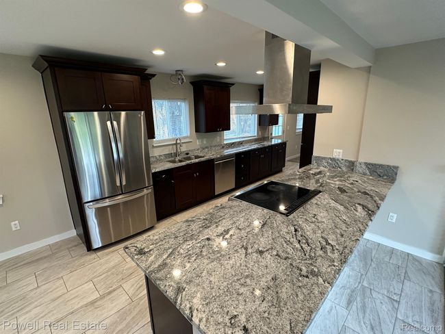 2659 W Avon Rd, House other with 3 bedrooms, 2 bathrooms and null parking in Rochester Hills MI | Image 11