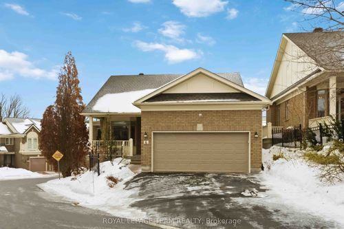 6 Waterford Way, Nepean, ON, K2E7V4 | Card Image