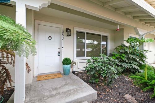 560 La Copita Ct, San Ramon, CA, 94583-1814 | Card Image