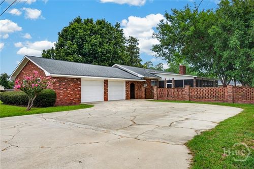 202 Hearn St, Claxton, GA, 30417-5722 | Card Image