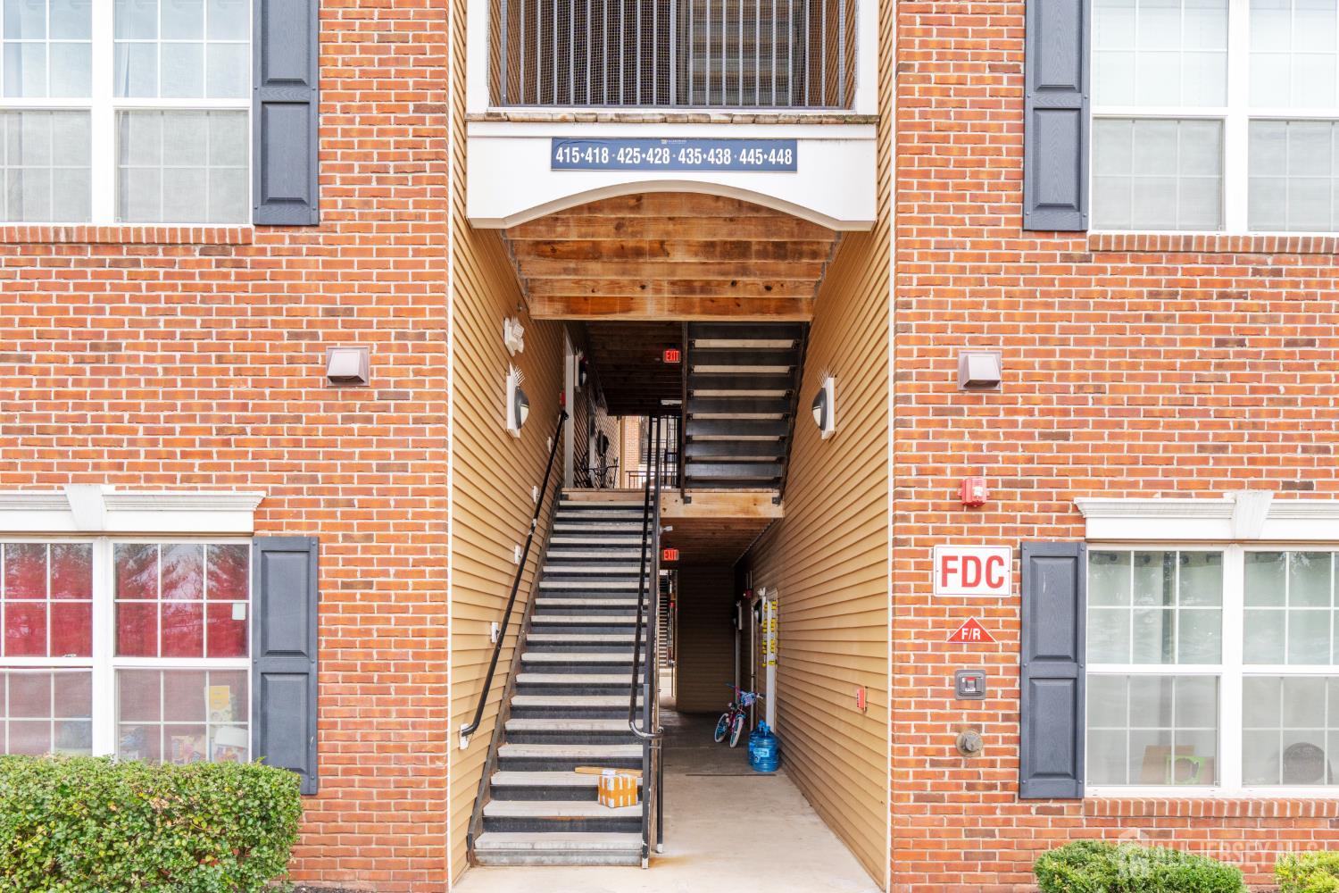 Residential Lease in South Plainfield 3
