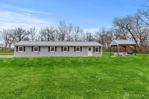 10 Darby Ave, Mechanicsburg, OH, 43044-1041 | Card Image