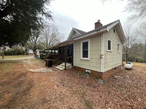 2068 Union Hwy, Gaffney, SC, 29340-4017 | Card Image