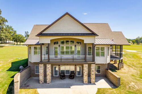 105 Barbara Spears Rd, Morrison, TN, 37357-3589 | Card Image