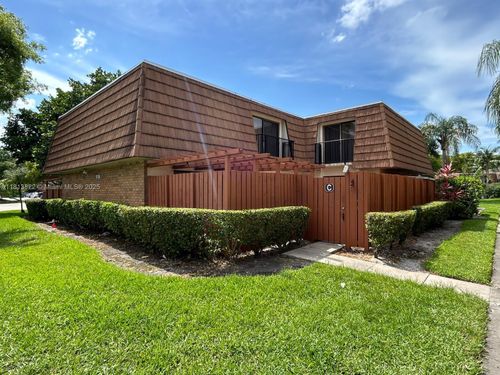 c-9106 Sw 20th St, Davie, FL, 33324 | Card Image