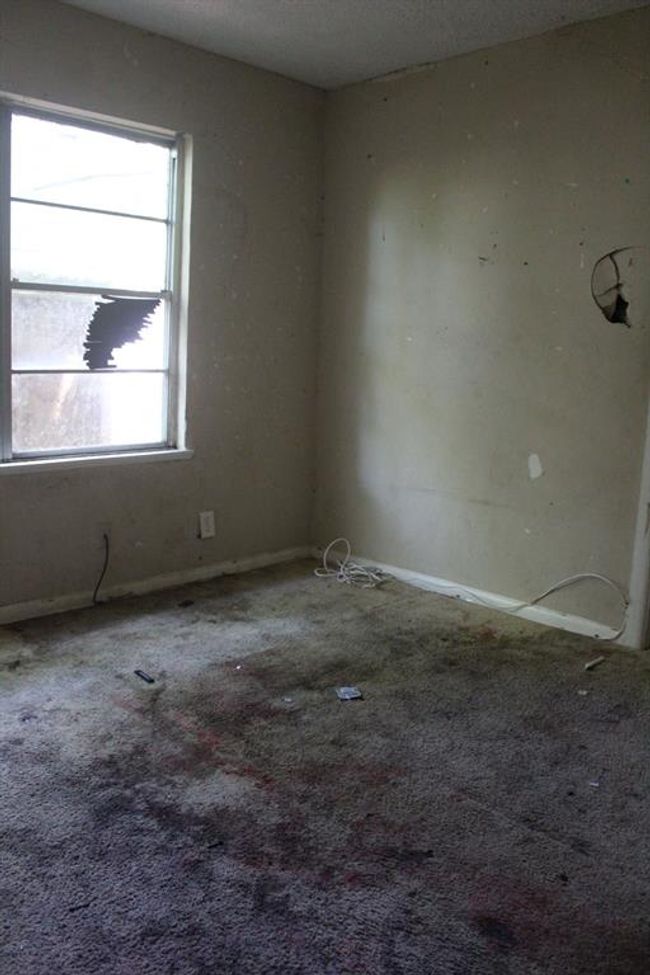 4813 Angleton St, House other with 3 bedrooms, 1 bathrooms and 3 parking in Houston TX | Image 6