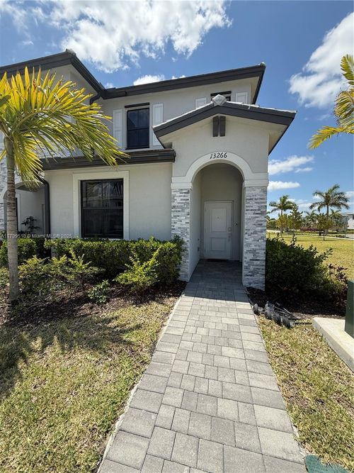 0-13266 Sw 285th St, Homestead, FL, 33033-7545 | Card Image