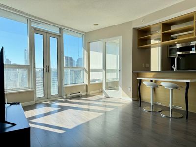 1906 - 833 Seymour St, Condo with 1 bedrooms, 1 bathrooms and null parking in Vancouver BC | Image 1