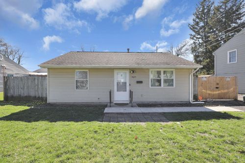 4623 Langley Ave, Columbus, OH, 43213-3121 | Card Image