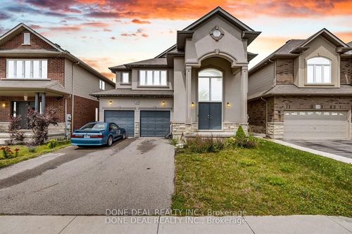 {{alt}} | Card Image