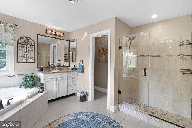 24 Olivia Way, House other with 4 bedrooms, 4 bathrooms and null parking in CHESTERFIELD NJ | Image 37