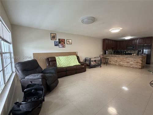 4435 Nw 185th, Miami Gardens, FL, 33055 | Card Image