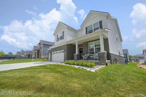 2785 Trillium Hills Dr, Commerce Twp, MI, 48382-2284 | Card Image