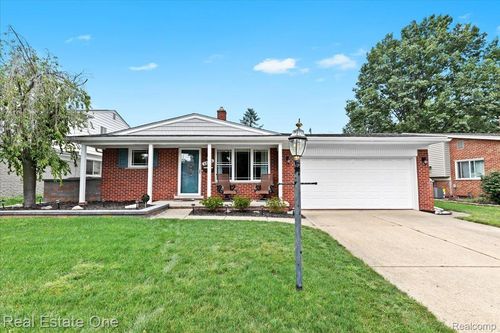 40718 Ivywood Ln, Plymouth, MI, 48170-2731 | Card Image