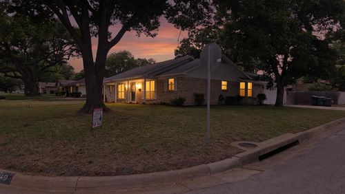 7449 Monterrey Dr, Fort Worth, TX, 76112-5408 | Card Image