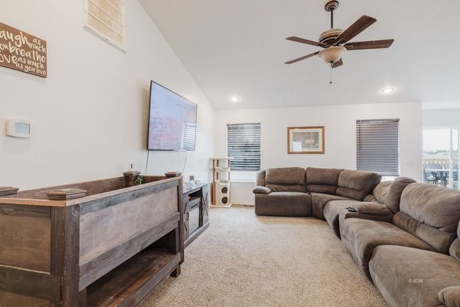 123 Agate Dr, House other with 3 bedrooms, 2 bathrooms and null parking in Spring Creek NV | Image 9