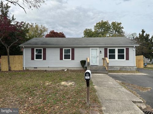 112 E 4th St, SEAFORD, DE, 19973-4113 | Card Image