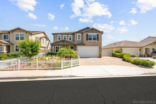 10689 Braverman Dr, Santee, CA, 92071-2708 | Card Image