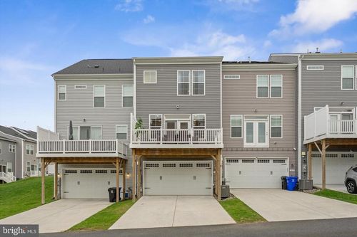 1041 Flester Ln, LAUREL, MD, 20707-6512 | Card Image