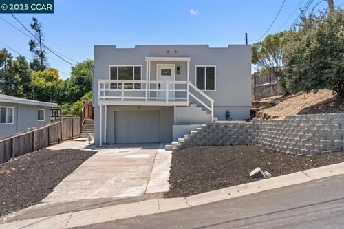1923 Thompson Ln, El Sobrante, CA, 94803-1441 | Card Image