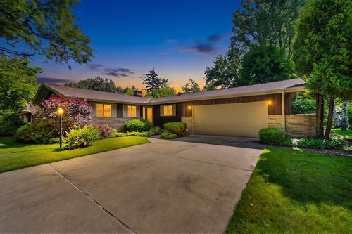 3217 Southwood Drive, Mount Pleasant, WI, 53406 | Card Image