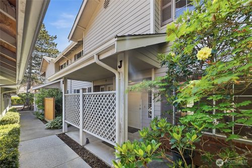 j-19620 80th Ave W, Edmonds, WA, 98026-6414 | Card Image