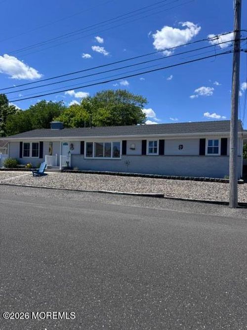 112 Minturn Road, Toms River, NJ, 08753 | Card Image