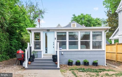 3129 7th St N, ARLINGTON, VA, 22201-2018 | Card Image